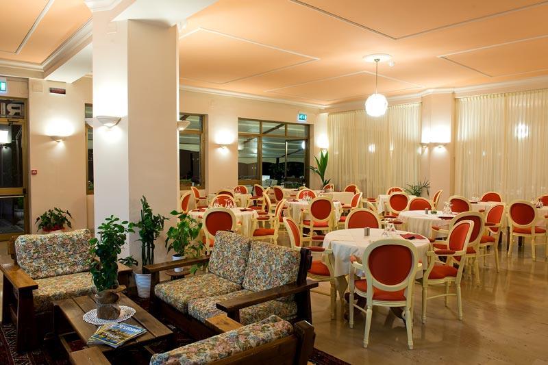 Hotel Europa Porlezza Kültér fotó